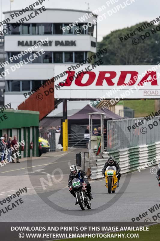 Vintage motorcycle club;eventdigitalimages;mallory park;mallory park trackday photographs;no limits trackdays;peter wileman photography;trackday digital images;trackday photos;vmcc festival 1000 bikes photographs
